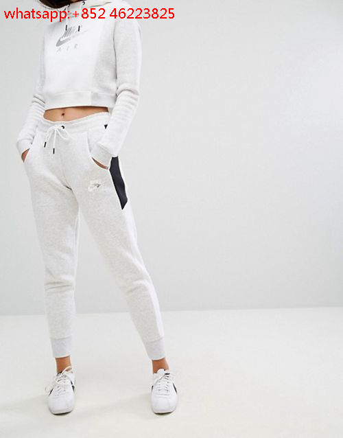 jogging nike blanche